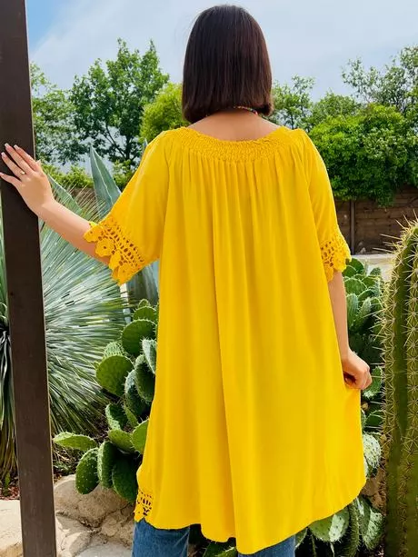 robe-jaune-grande-taille-00_19-11 Plus size yellow dress