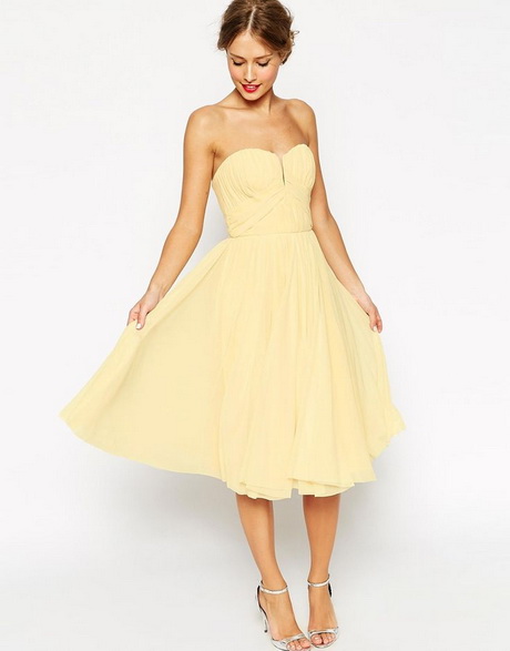 Yellow dresses
